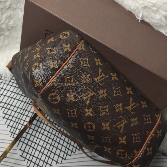 XXSold..Louise Vuitton Monogram totally PM tote handbag - Picture 7 of 11